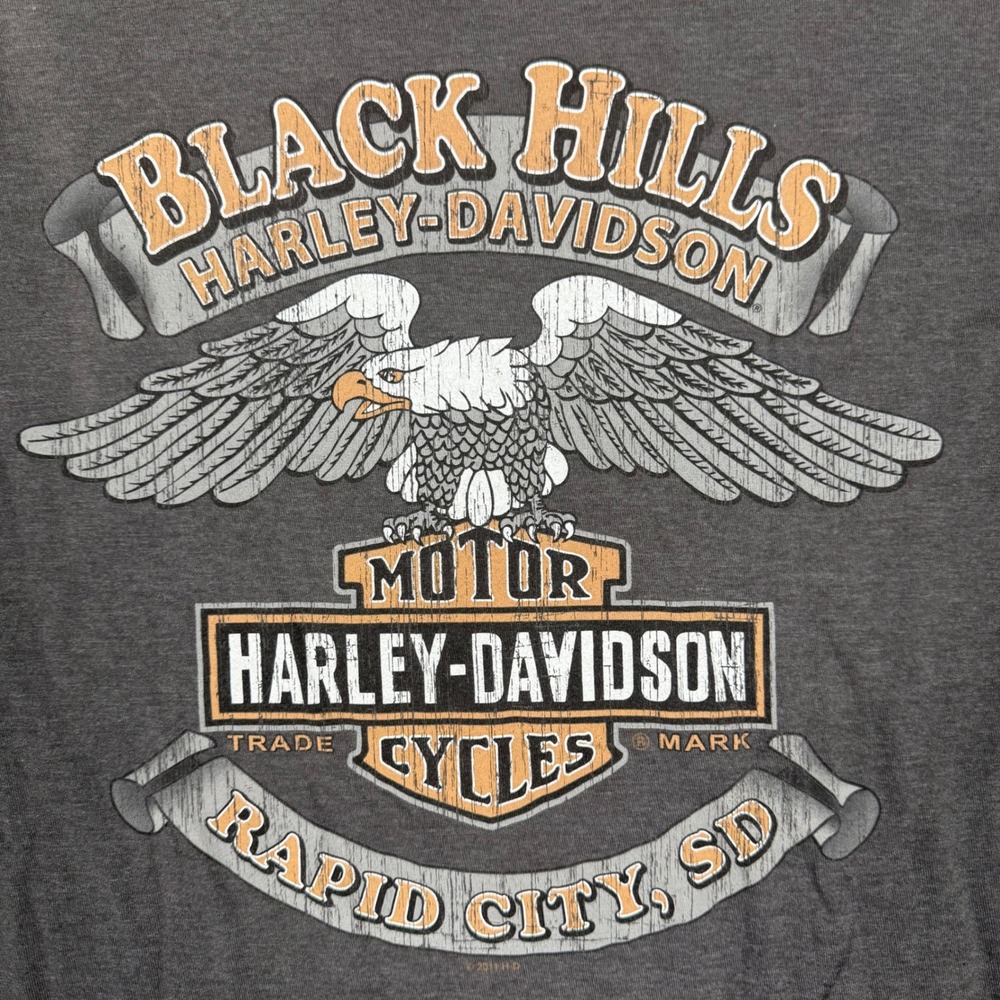 Harley-Davidson T-Shirt Medium 19.5x27.5 Black Hills Cycles Charcoal Biker Gorp